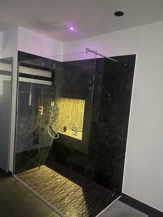 Luxury Suite Mimi Бари Екстериор снимка