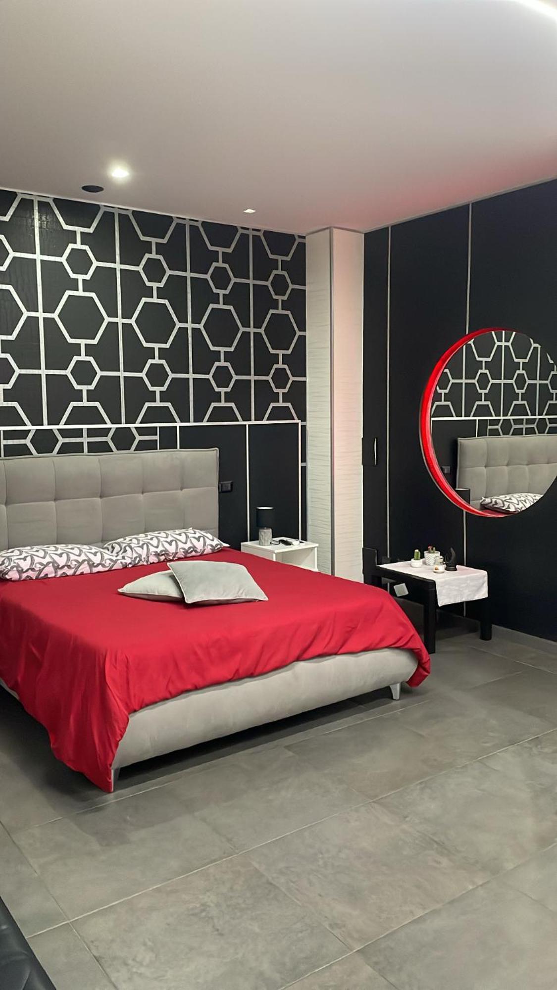 Luxury Suite Mimi Бари Екстериор снимка