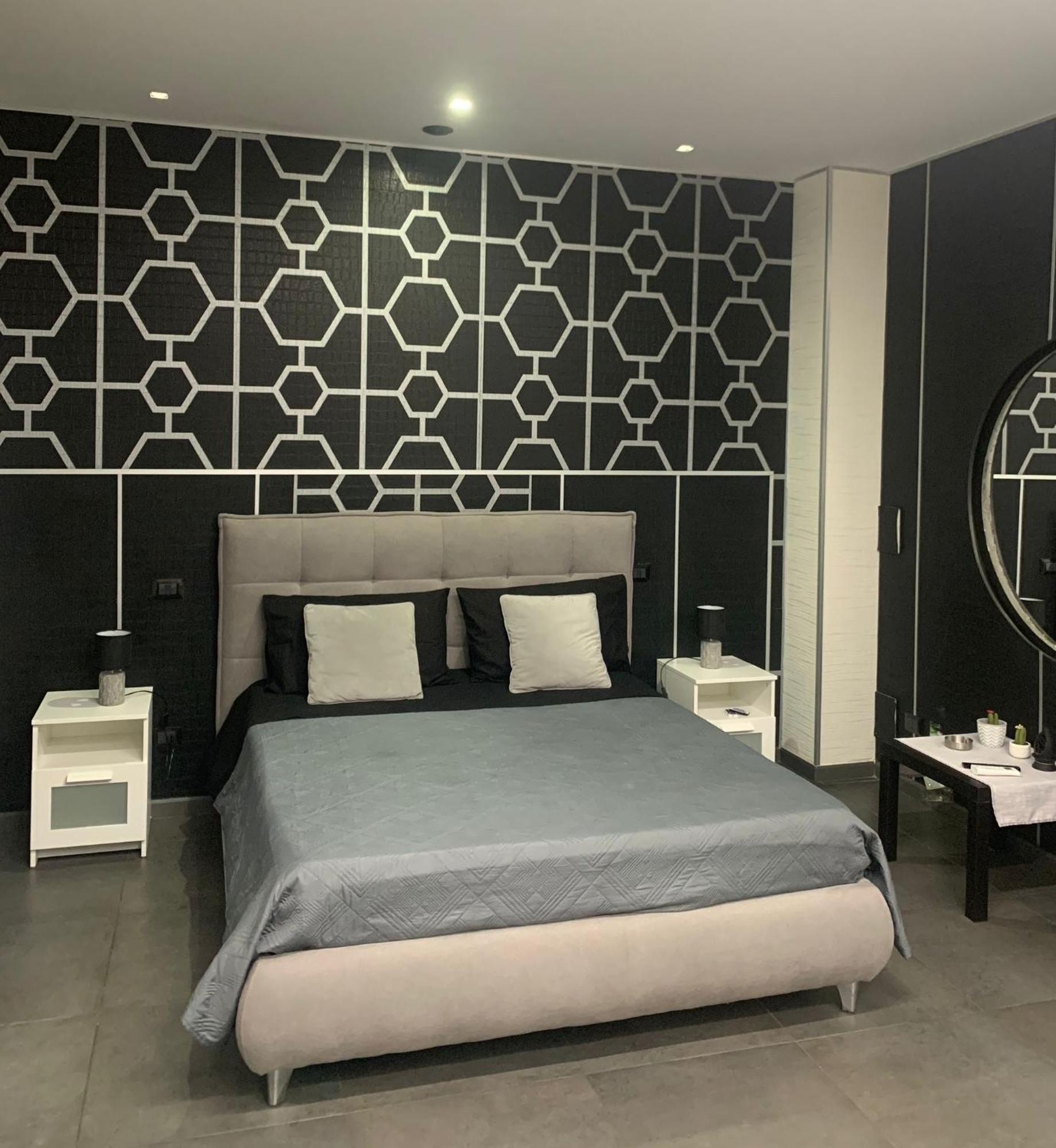 Luxury Suite Mimi Бари Екстериор снимка